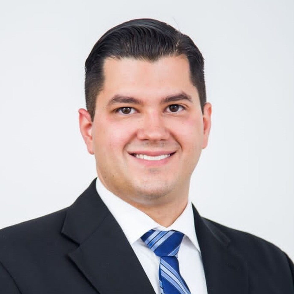 Dr. Jonathan Valenzuela Zazueta
